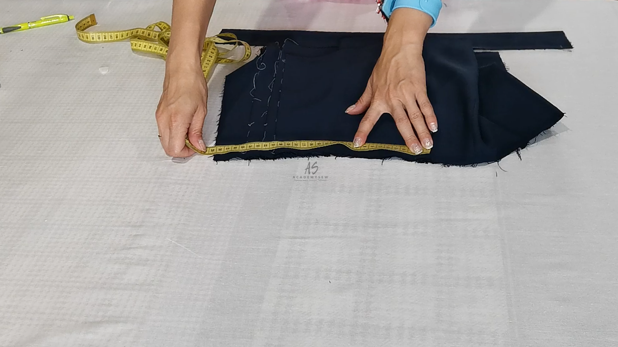Как сшить юбку и жакет из платка (ВИДЕО)